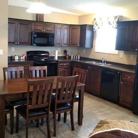 Campbell's Accommodations Gull Lake Esterno foto
