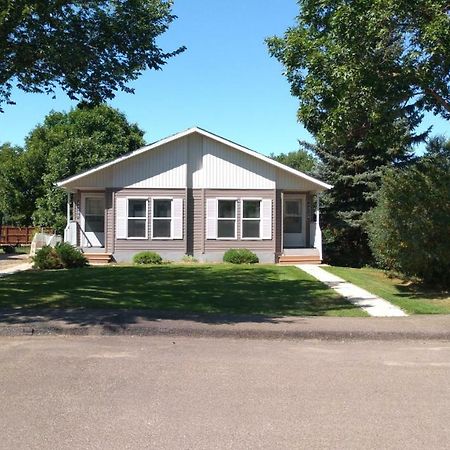 Campbell's Accommodations Gull Lake Esterno foto