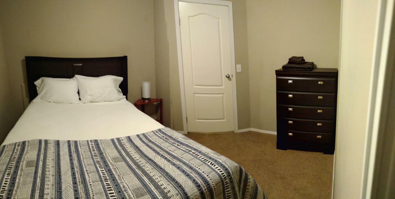 Campbell's Accommodations Gull Lake Esterno foto
